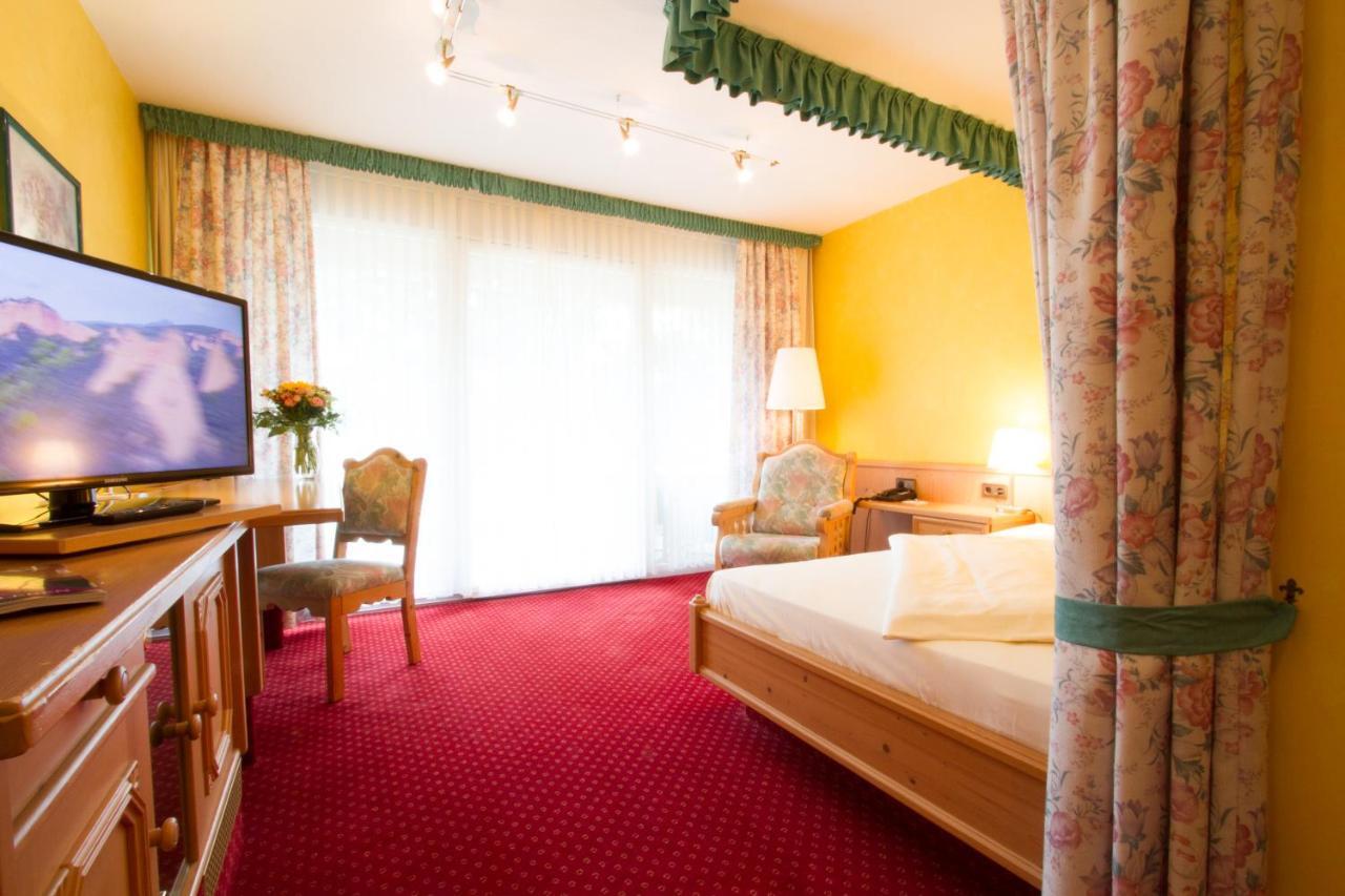 Hotel Pfalzblick ดาห์น ภายนอก รูปภาพ